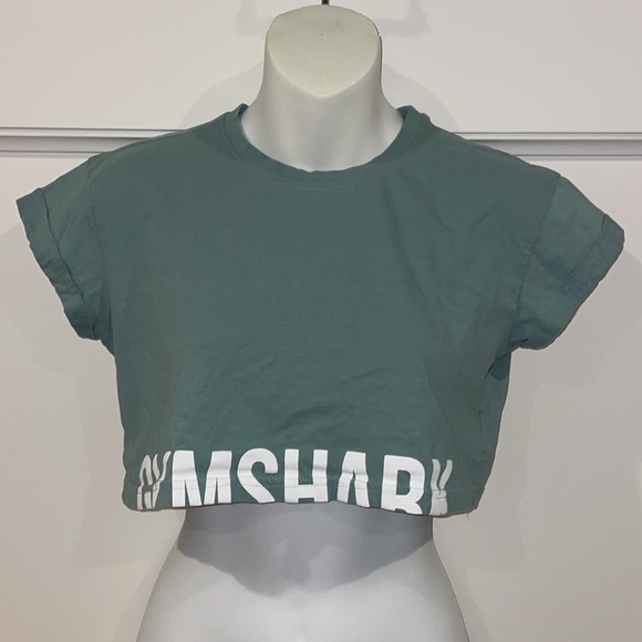 Gymshark Top size XS crop blue/green Euc 17” PTP - Picture 2 of 9